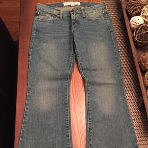A&F NWOT blue jeans